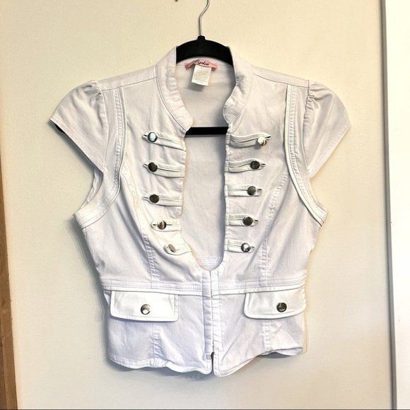 ❄️3/$25 White Military Captain Style Women's Top - Picture 2 of 8